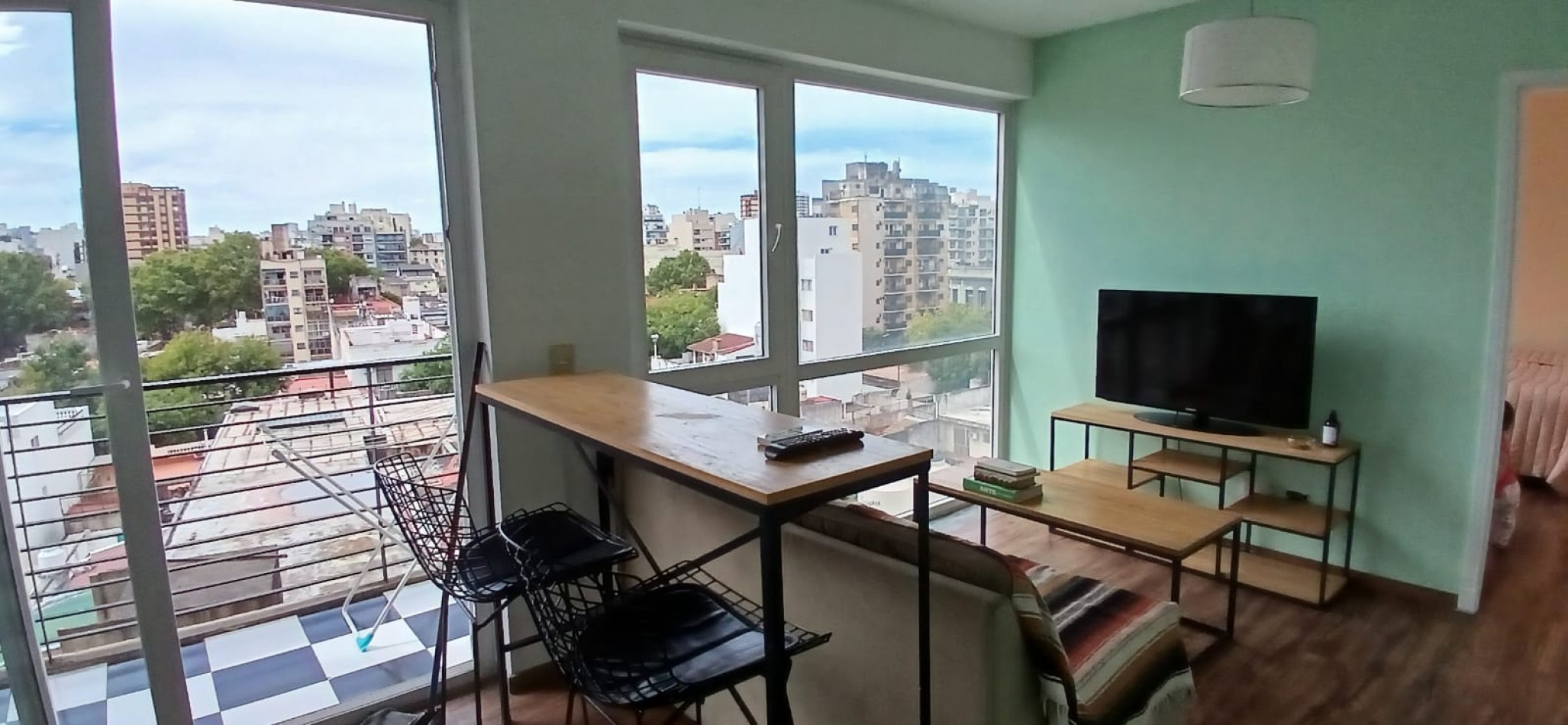 DEPARTAMENTO DOS AMBIENTES CON BALCON EXCELENTE ESTADO