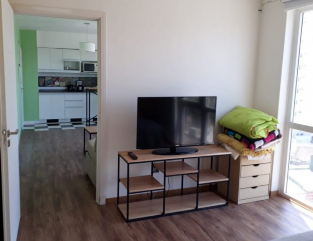 DEPARTAMENTO DOS AMBIENTES CON BALCON EXCELENTE ESTADO