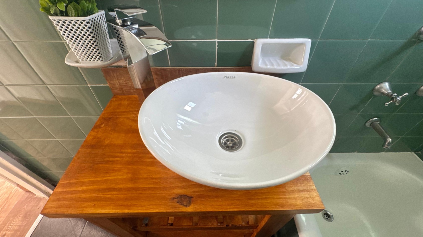 MONOAMBIENTE RECICLADO A NUEVO