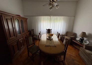 3 AMBIENTES CON DEPENDENCIA,PATIO Y BALCON A LA CALLE